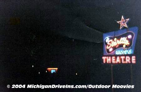 Starlite Drive-In Theatre - Starlite Marquee 1987 Courtesy Darryl Burgess-Outdoor Moovies (newer photo)